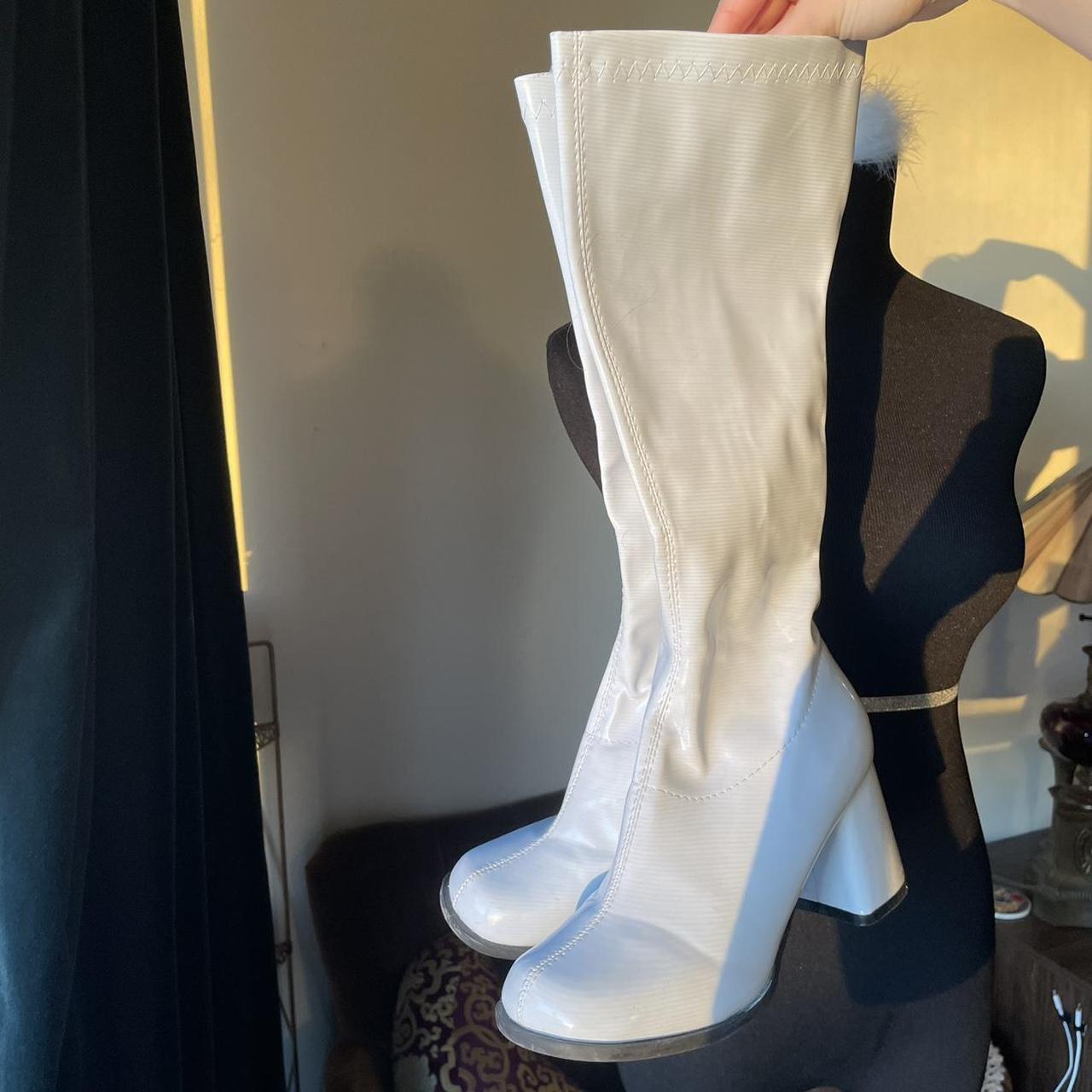 Vintage white best sale gogo boots