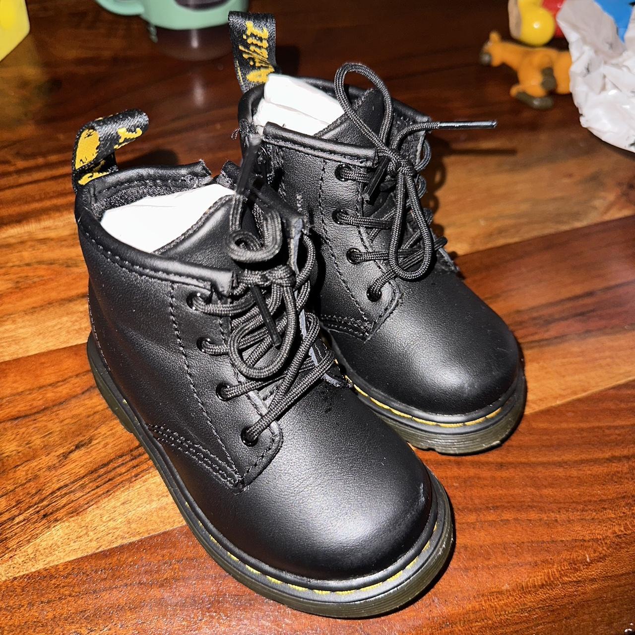 dr martens infant size 6