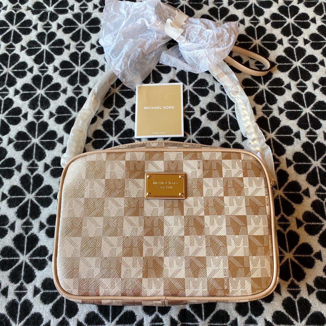 Michael Kors Women's Cream and Gold Bag | Depop