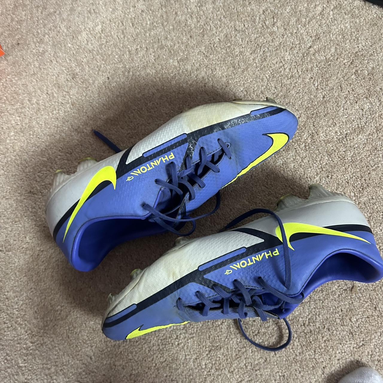 Nike Blue Phantoms Worn a few times, a few light... - Depop