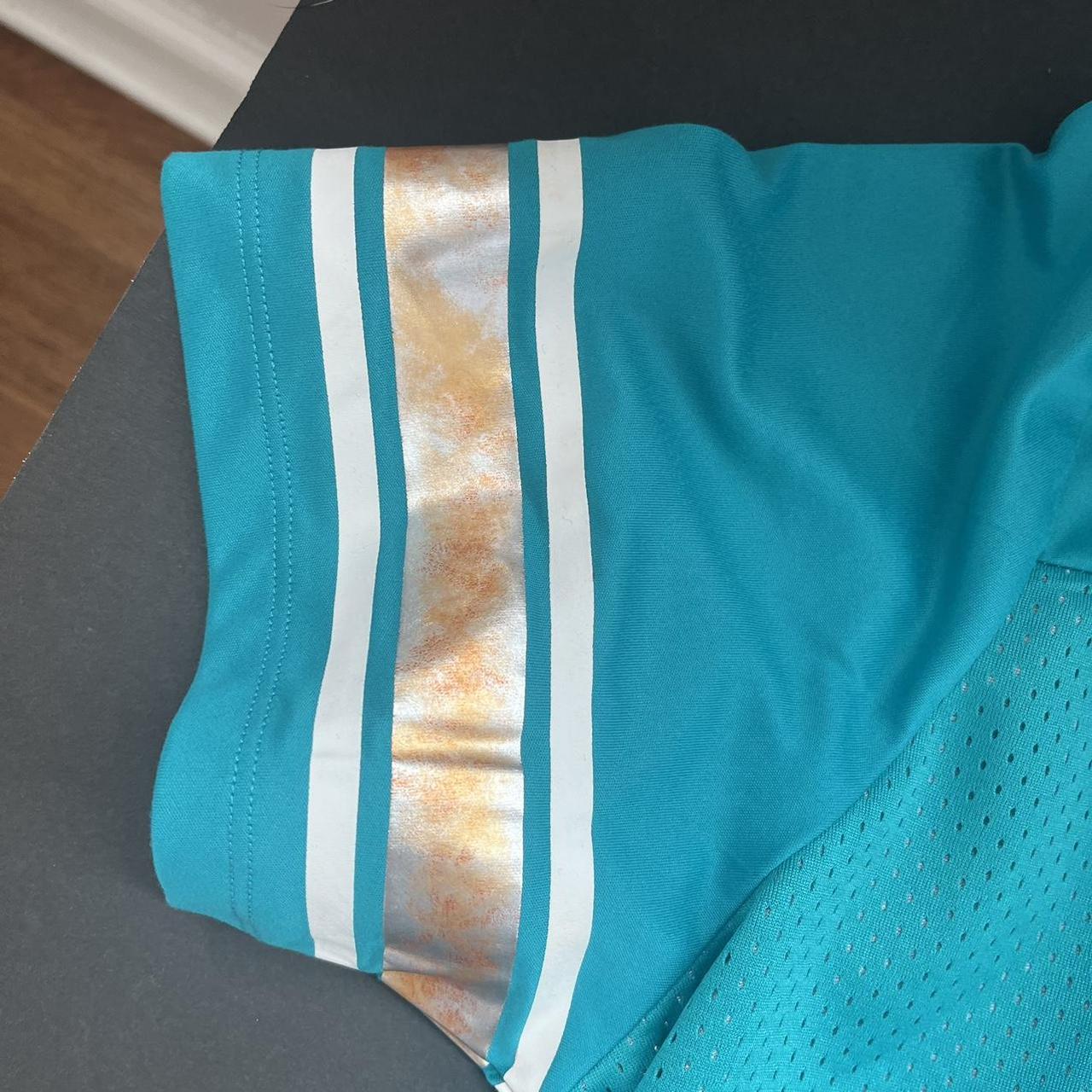 VTG WOMEN'S MIAMI DOLPHINS JERSEY White, green and - Depop