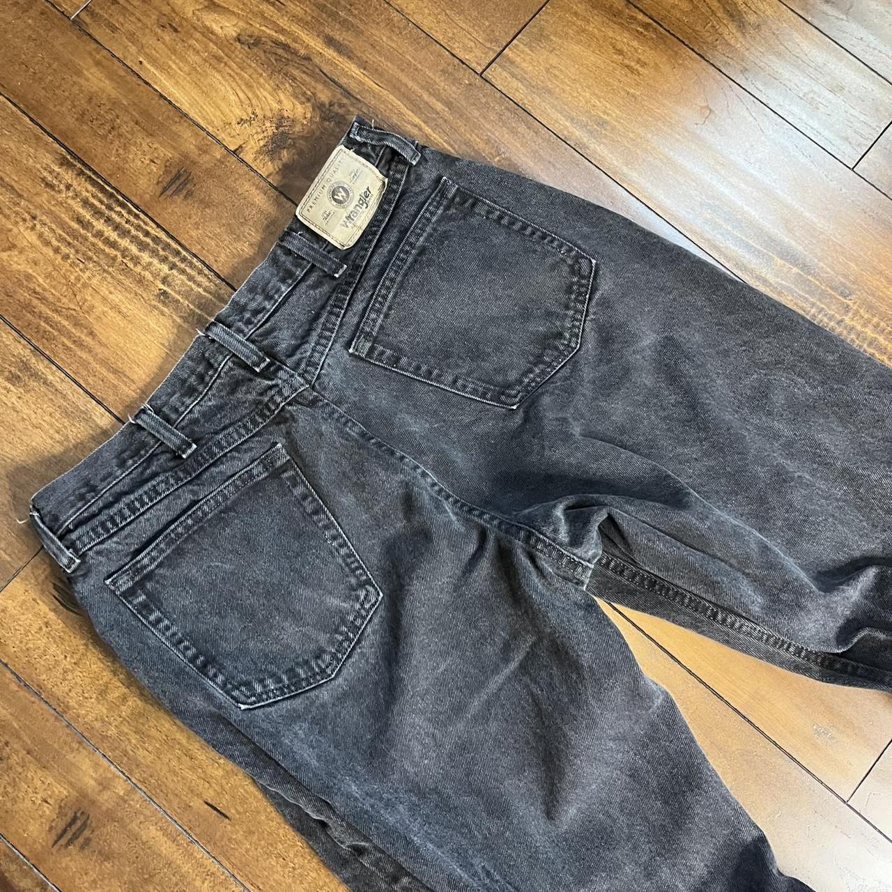 item listed by phasetwothreads