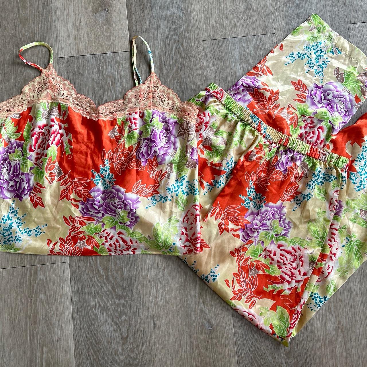 item listed by veronicacollick