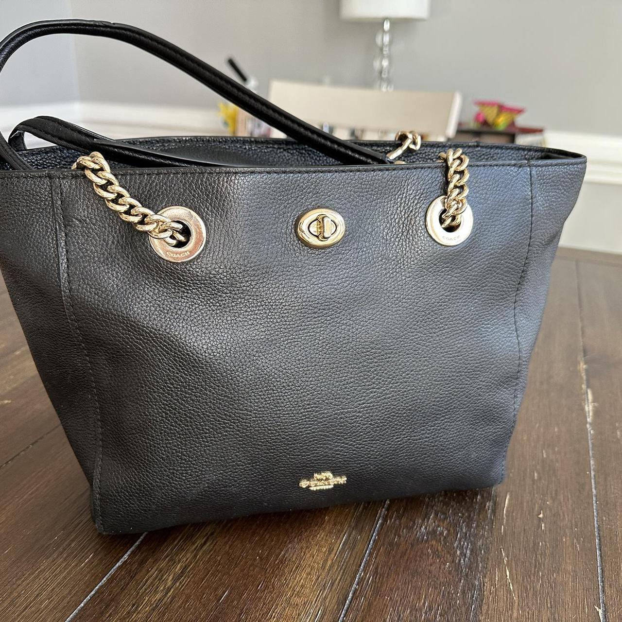 Coach turn lock tote bag Genuine pebbled leather in | Depop