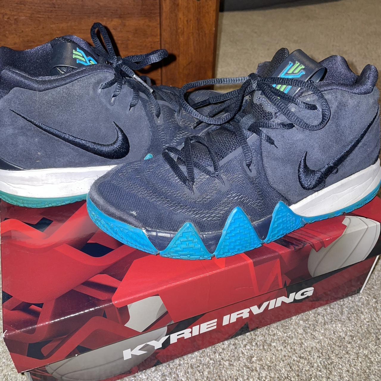 Kyrie irving outlet shoes size 6.5