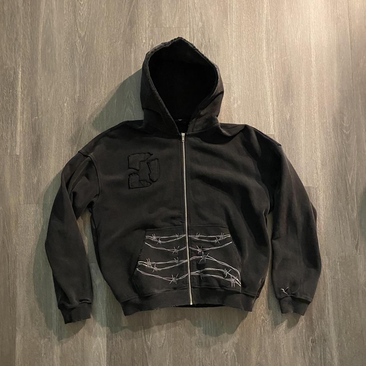 Ditch Barbed Wire Zip Size L Comes With Dust... - Depop