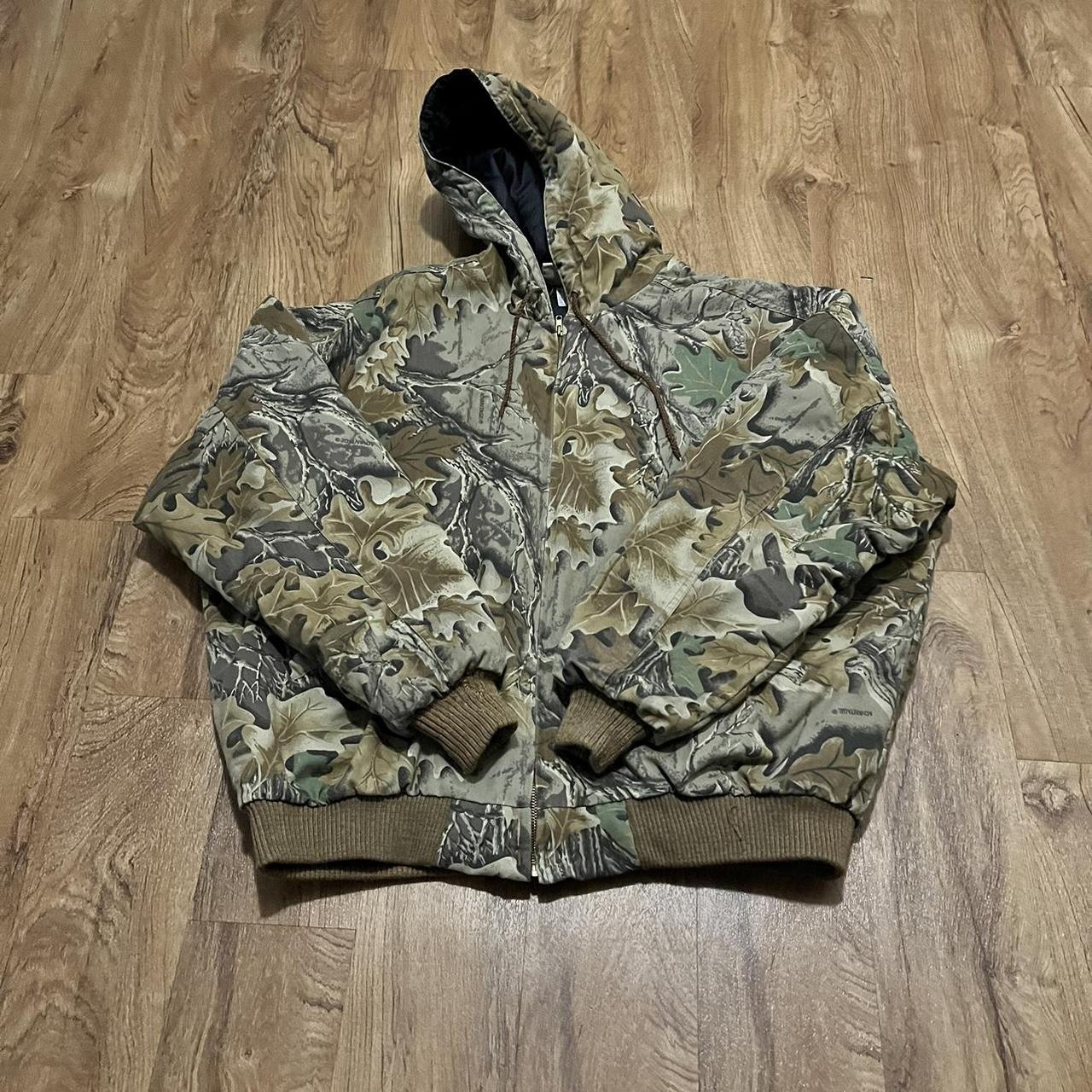 Vintage made in USA Realtree jacket in really good... - Depop