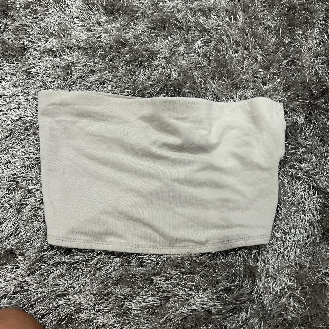 H&M Women's Grey and Silver Vest Depop