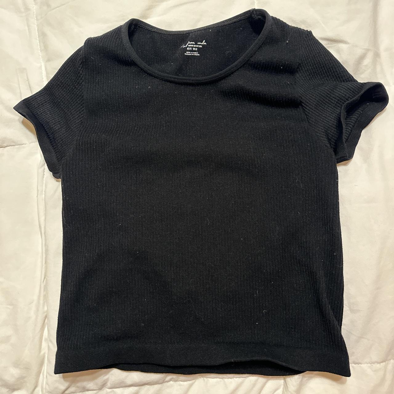 Super cute ribbed spandex material t shirt from urban - Depop