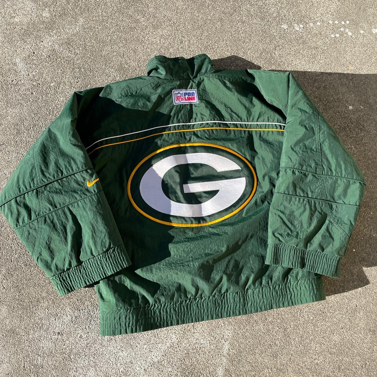 Nike Green Bay Packers Sweatshirt/Windbreaker With - Depop