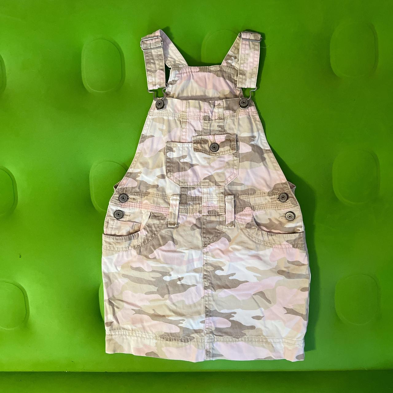 GAP Kids XS pink camouflage skirt