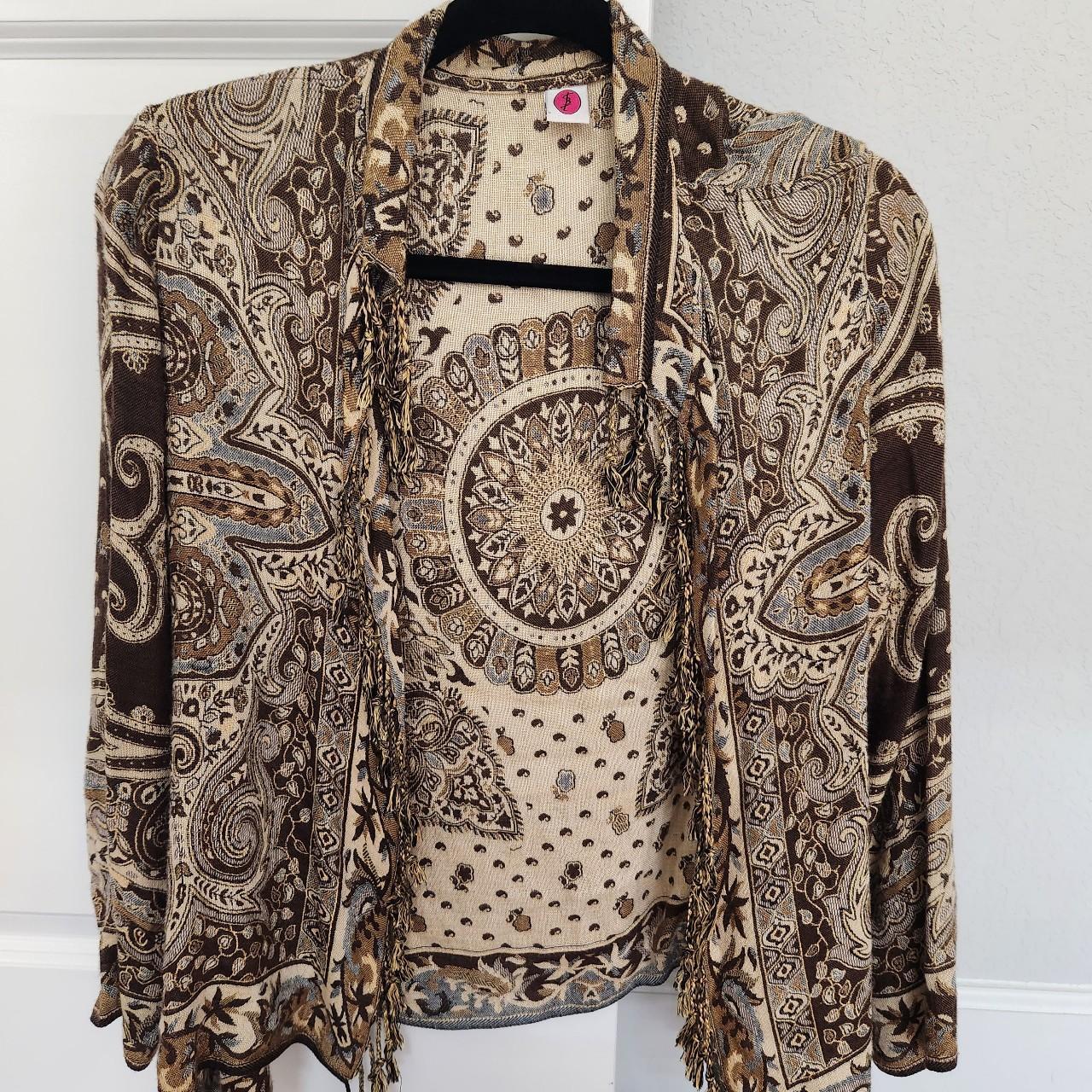 item listed by shopofvee