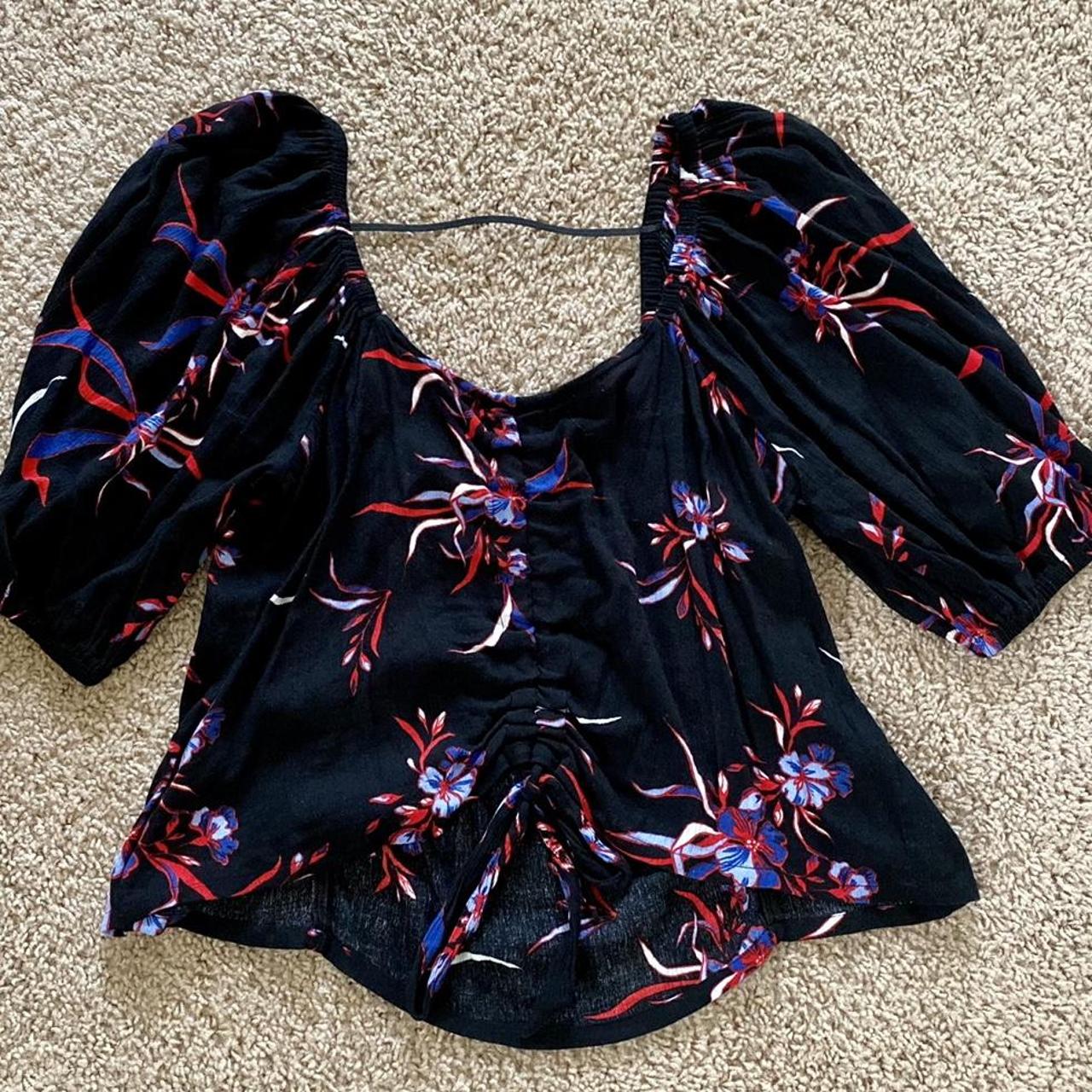 Women's Black and Red Blouse | Depop