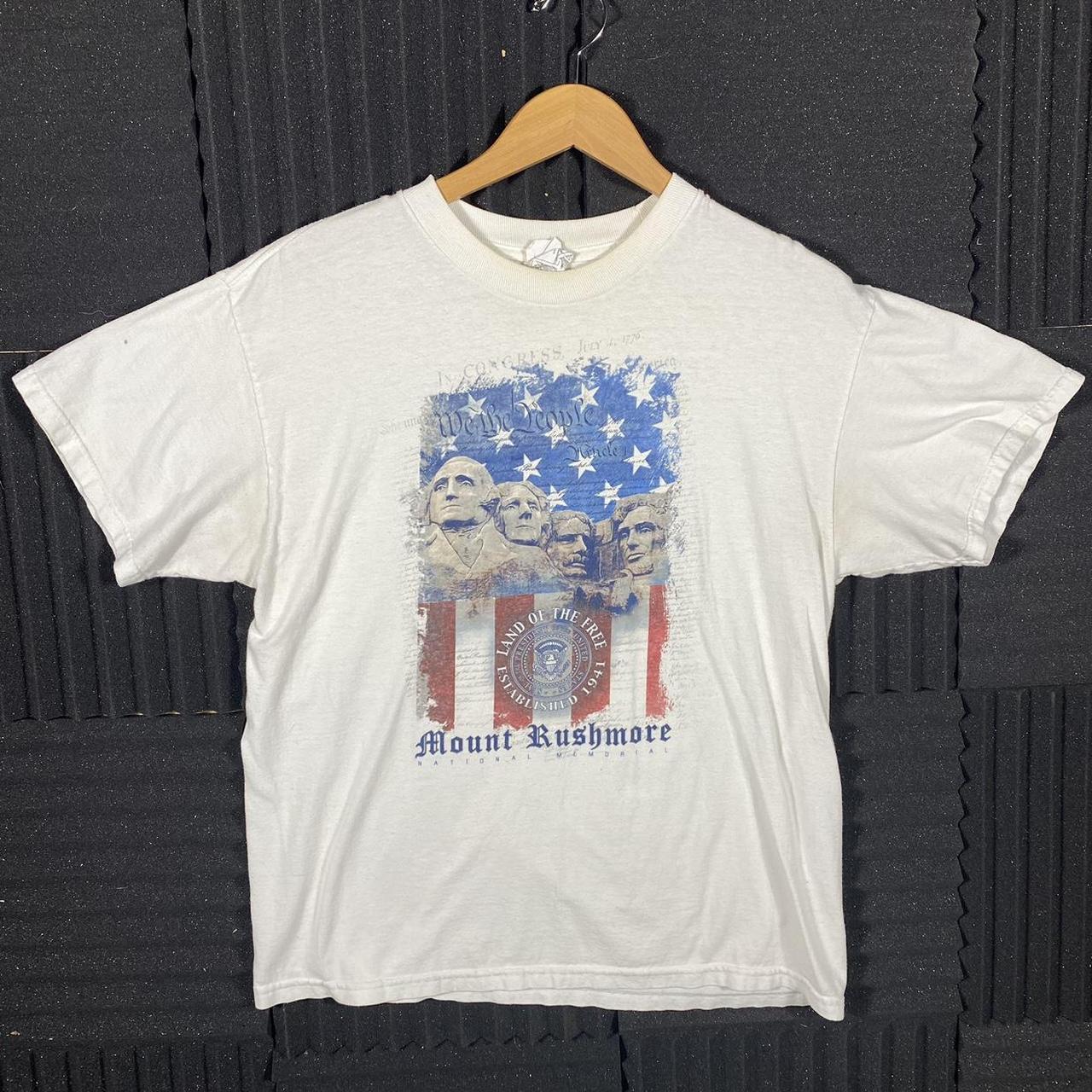 Mount Rushmore American Flag Graphic T-Shirt •... - Depop