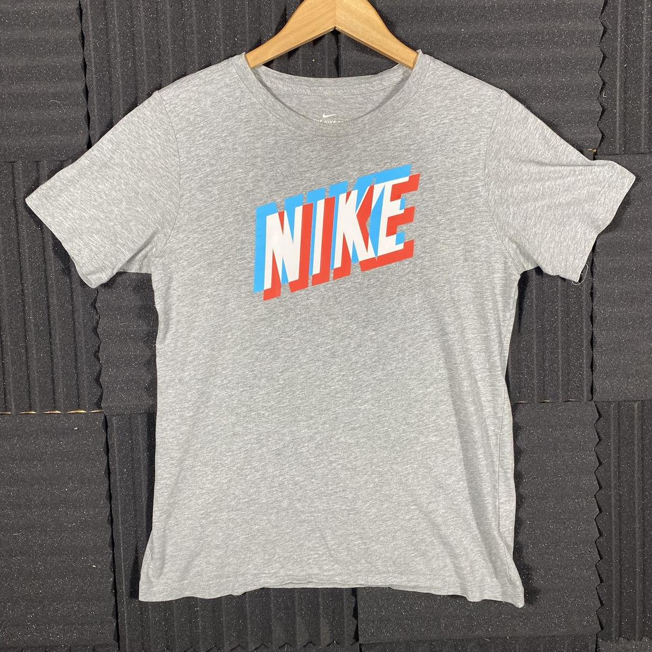 nike t shirt photo