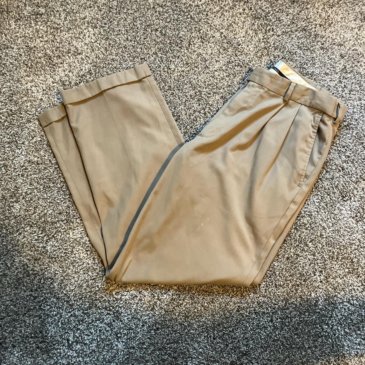 Big baggy tan pants used in great condition easy to... - Depop