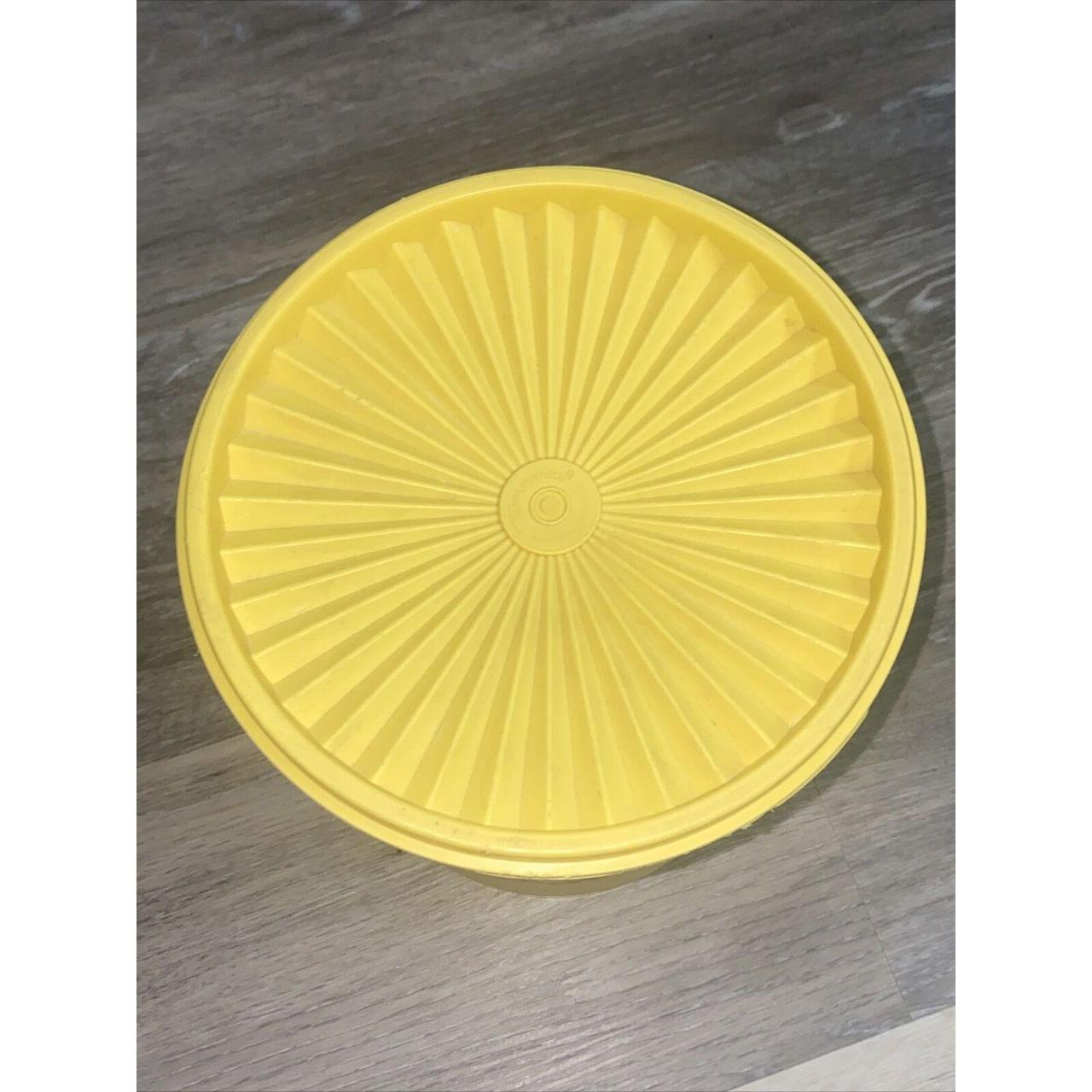 Vintage Tupperware Canister. Large size. Good - Depop