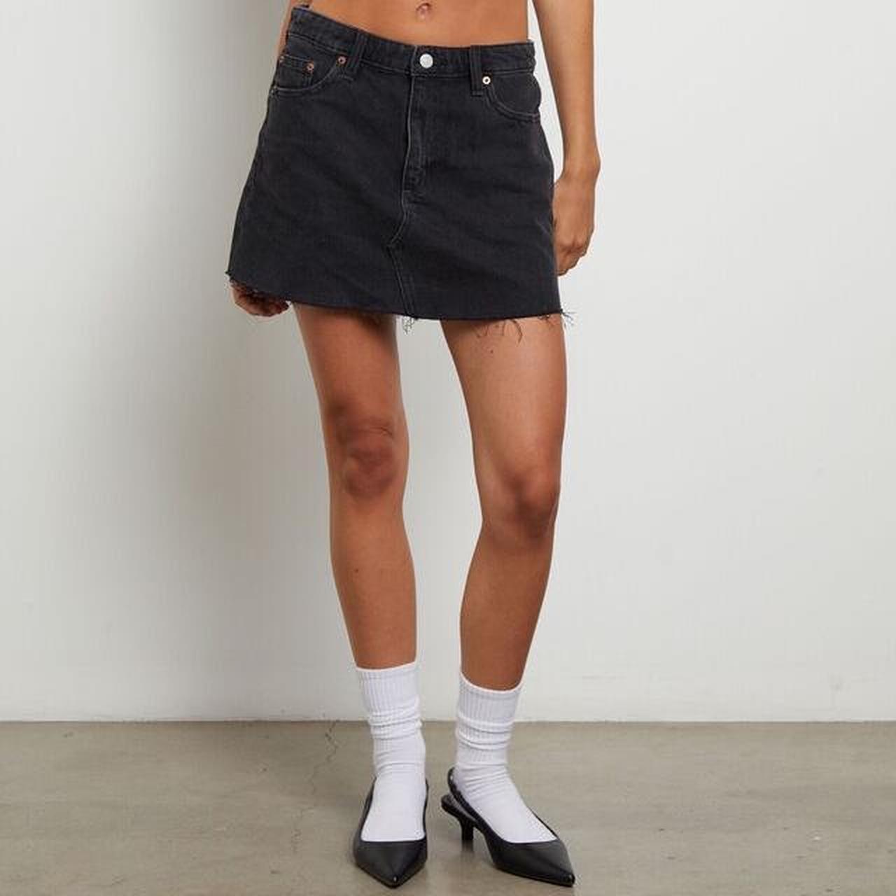 Black denim skirt lee hotsell