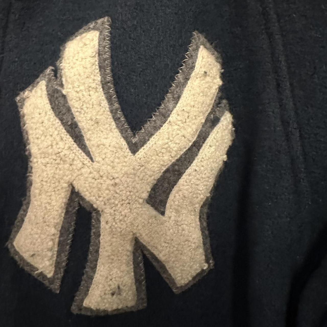 New York Yankees jacket Medium crop fit Made in - Depop