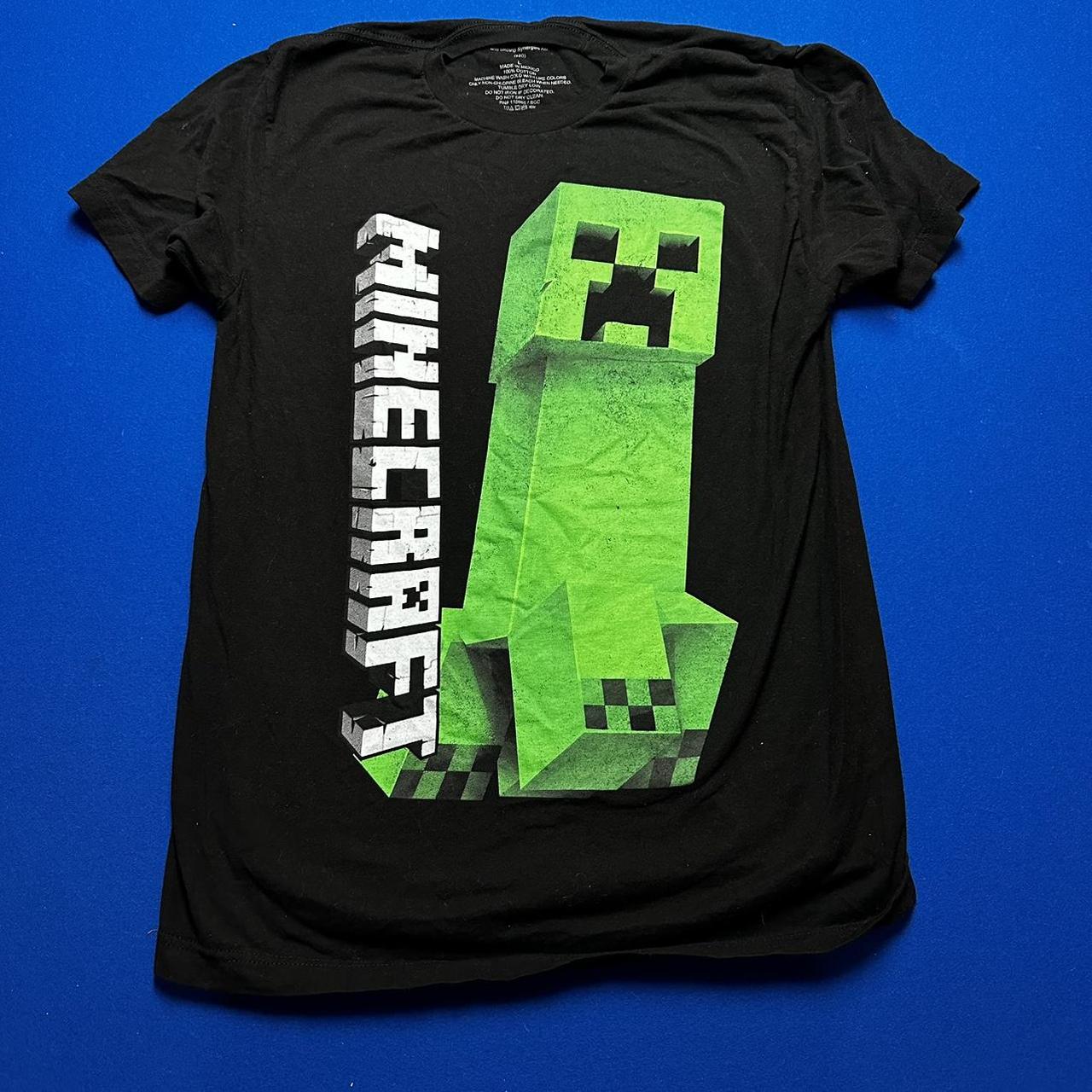 Minecraft Creeper Shirt No Flaws Size Large In - Depop