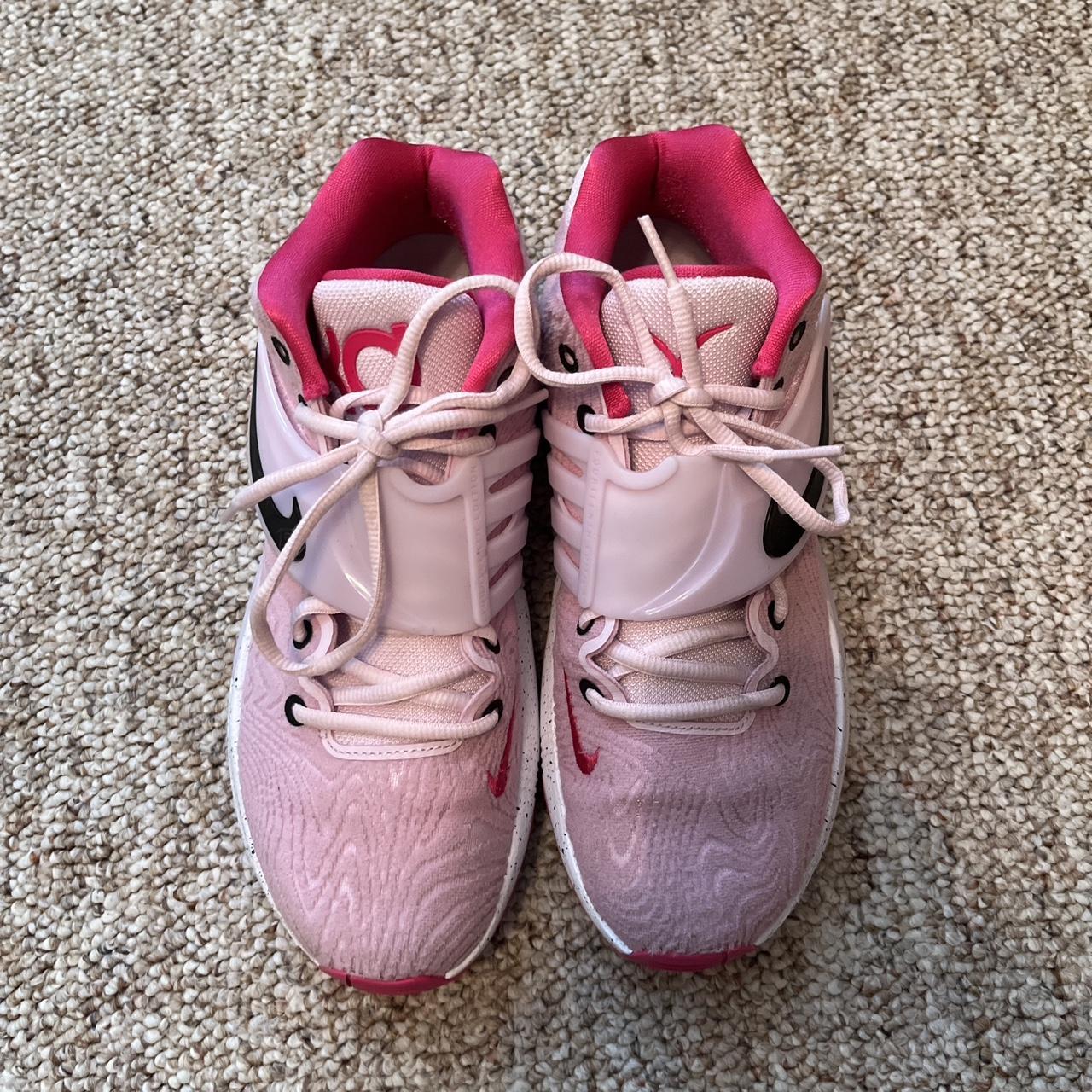 KD shops 14 ‘Kay Yow’ size 16