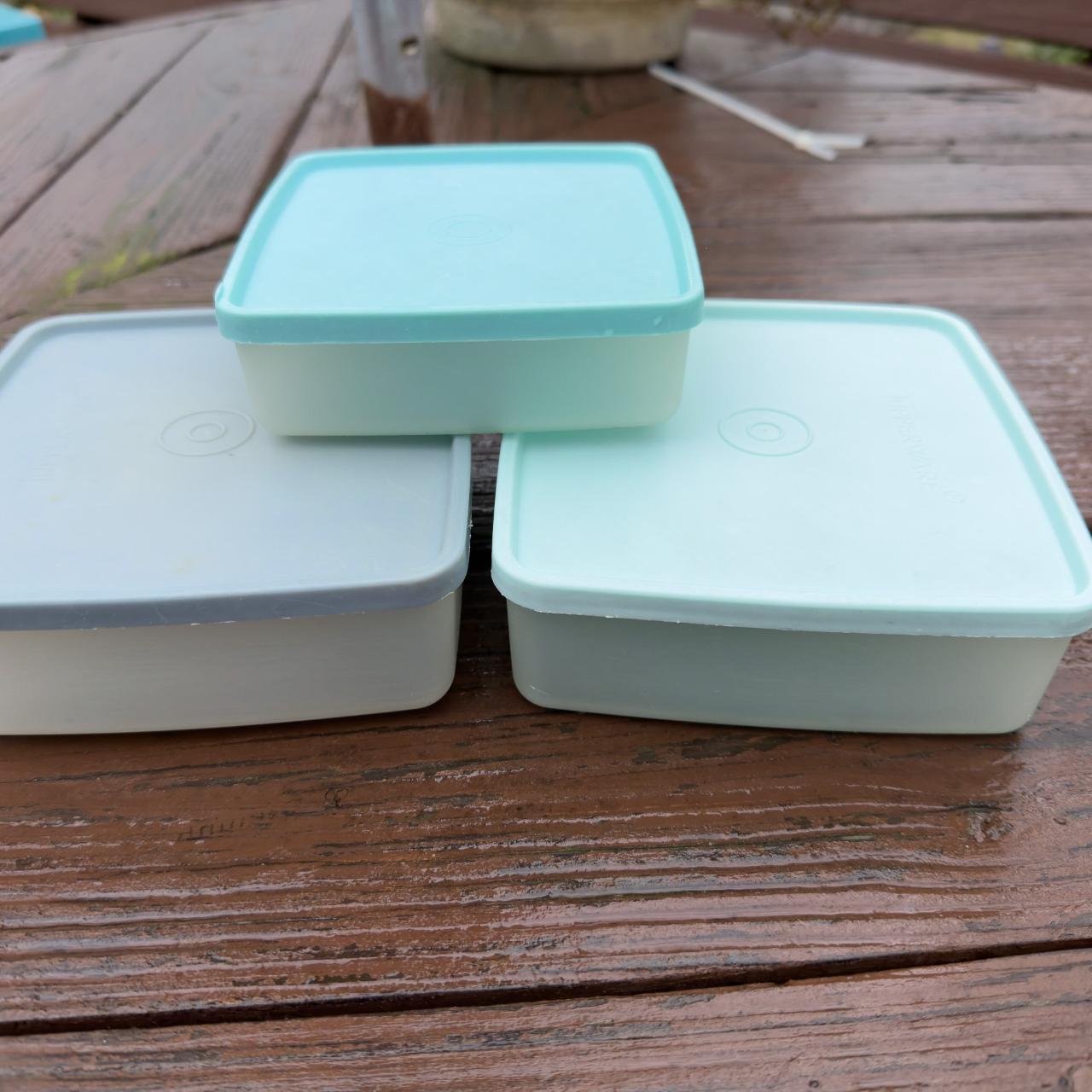 Vintage Tupperware Square Containers With Lids. 2 Piece Set. 