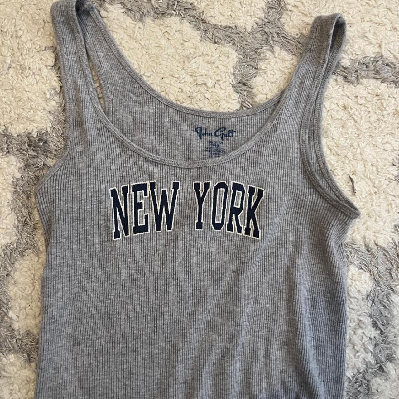 brandy melville new york crop top perf condition... Depop