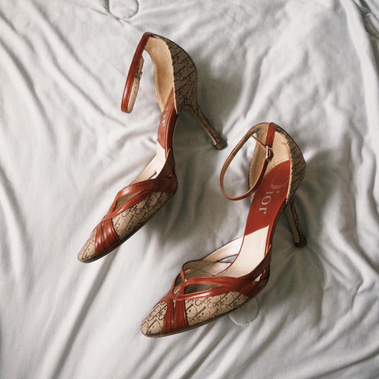 ディオール Kitten Heels Burgundy Boy-D ディオール Kitten Heels Burgundy Boy-D