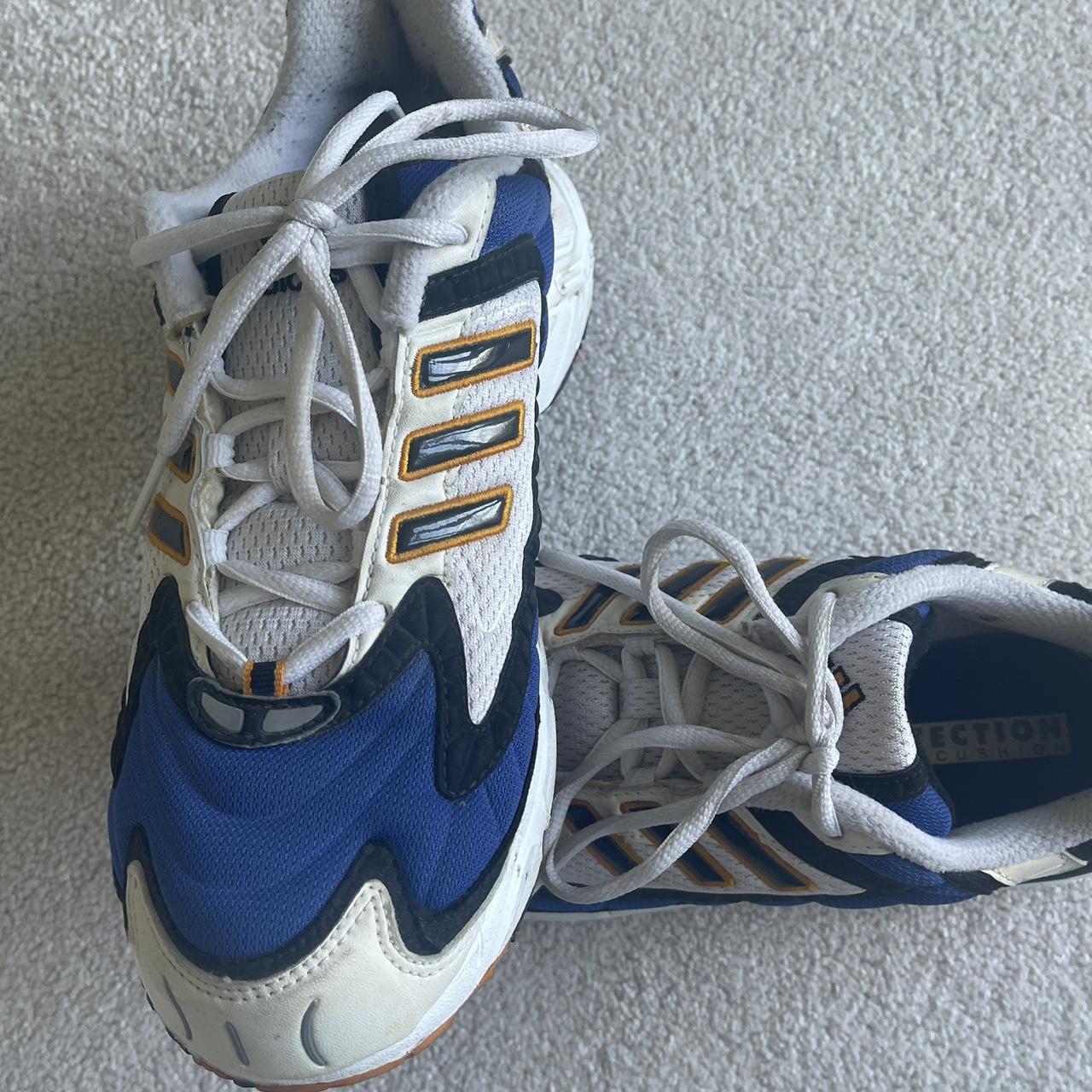 womens vintage adidas shoes