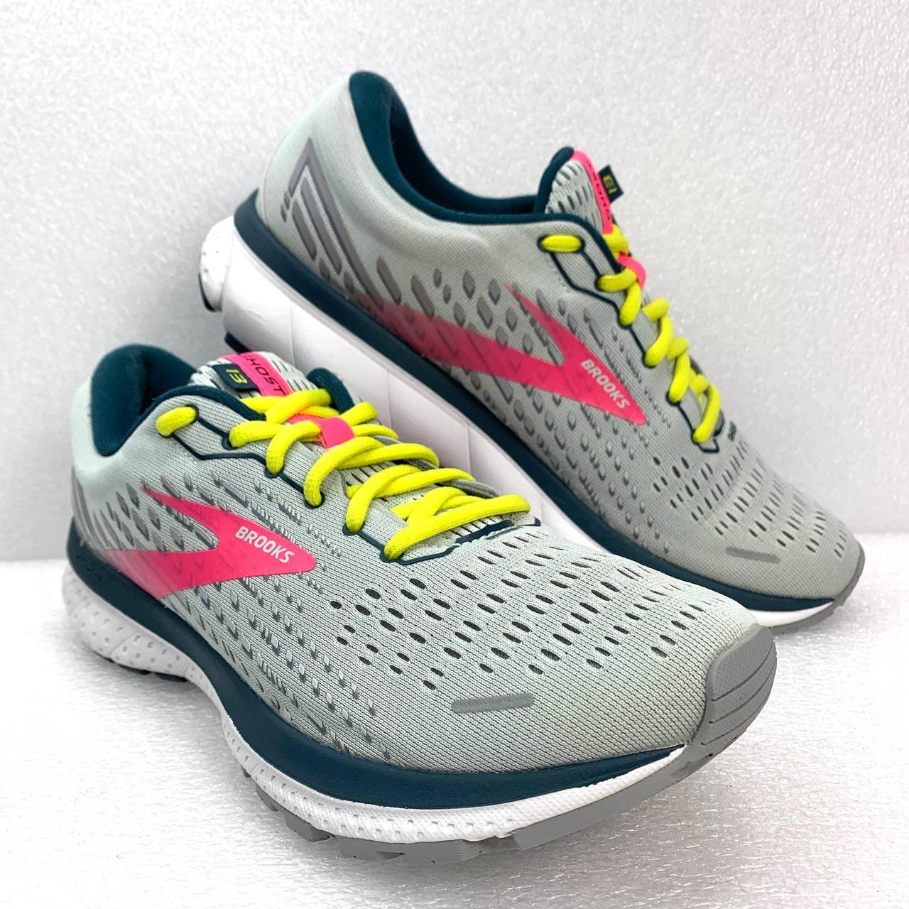 Brooks Women's Grey and Pink Trainers | Depop