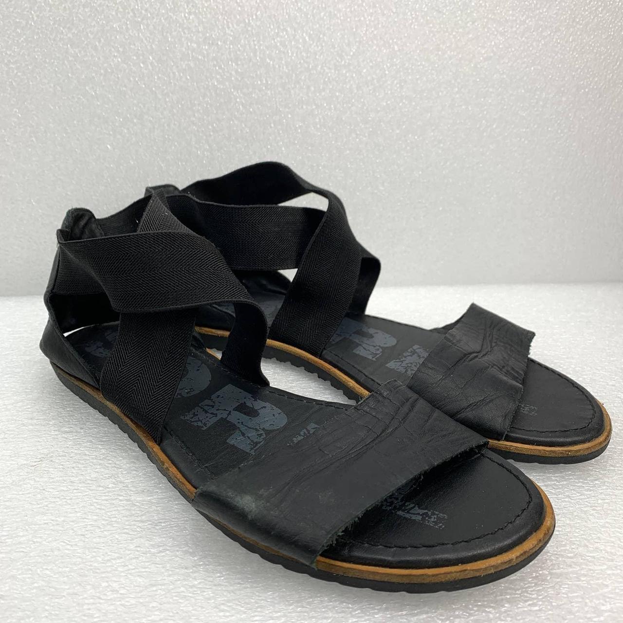 Sorel Women's Black and Tan Sandals