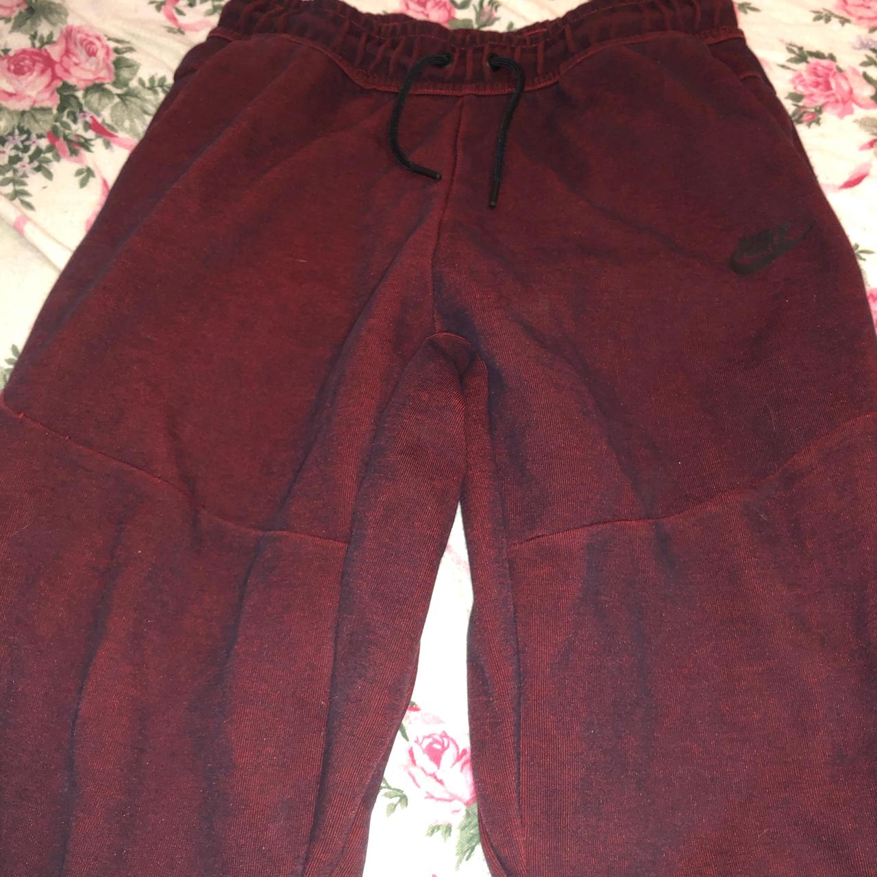 mens nike burgundy tracksuit