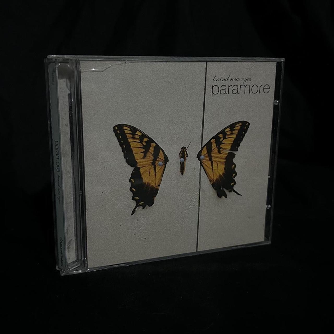 PARAMORE BRAND NEW EYES CD no scratches on disc.... Depop
