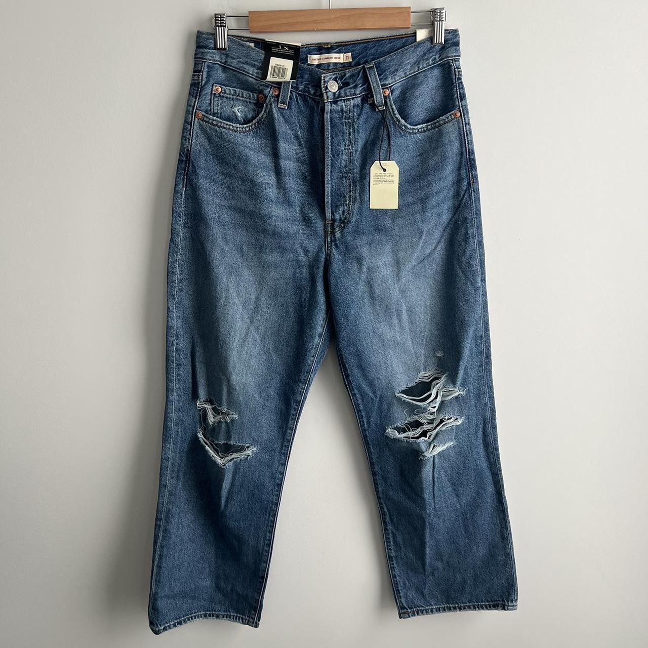 NWT Levi’s Ribcage Straight popular Ankle Button Fly Jean