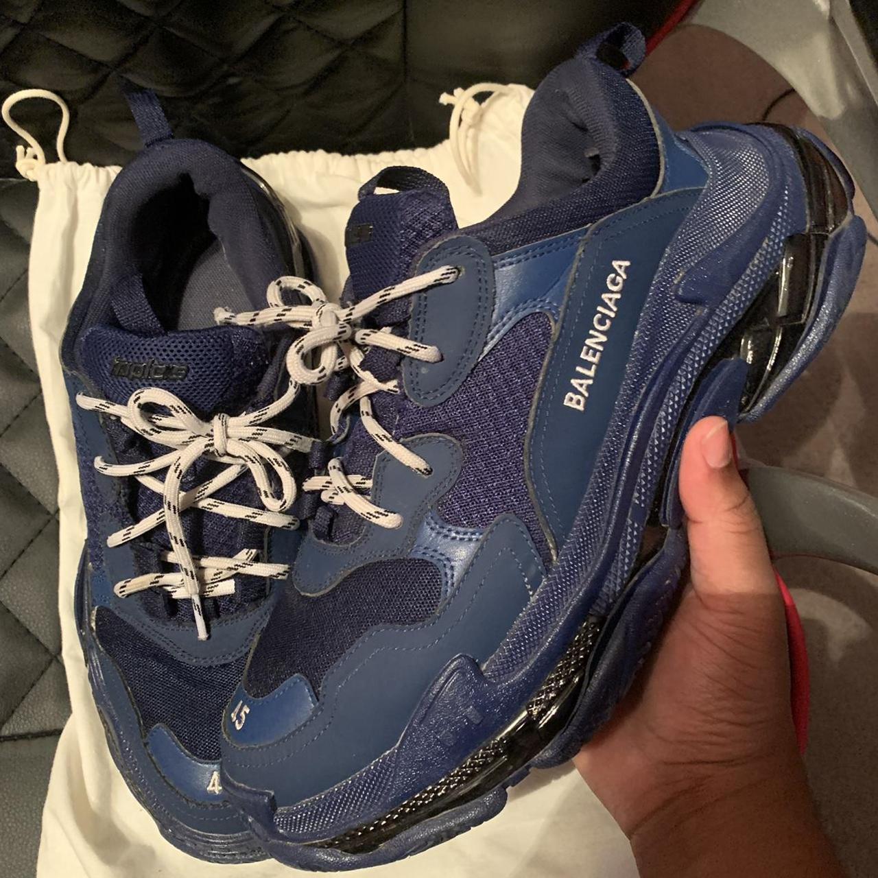 Size sale 45 balenciaga