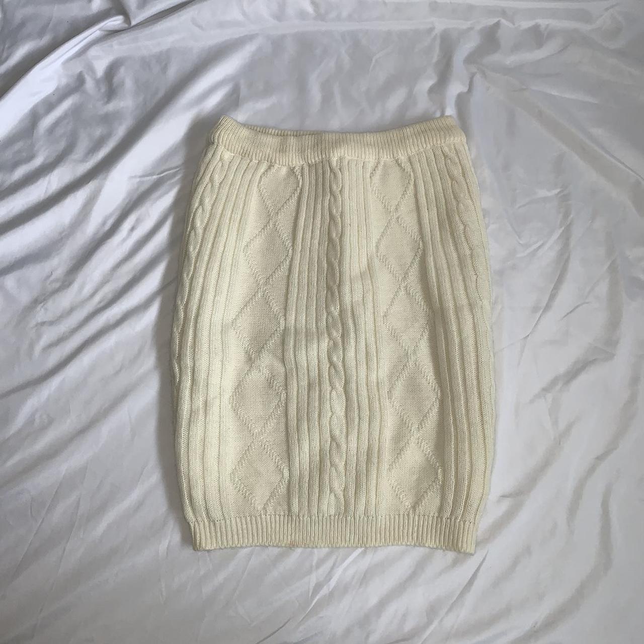 Vintage cream Knit skirt with interior slip Waist... - Depop