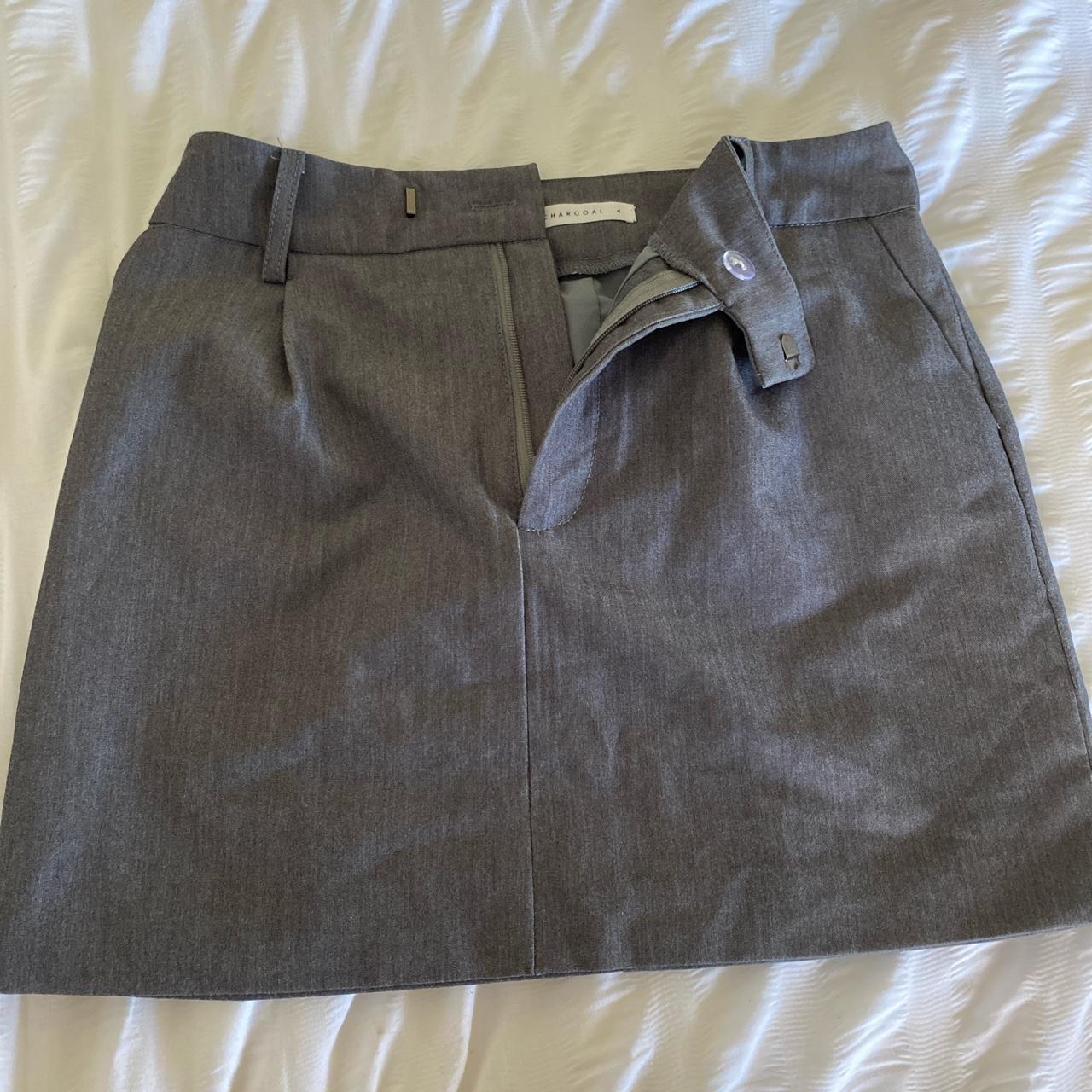 Cute mini skirt just too small for me - Depop