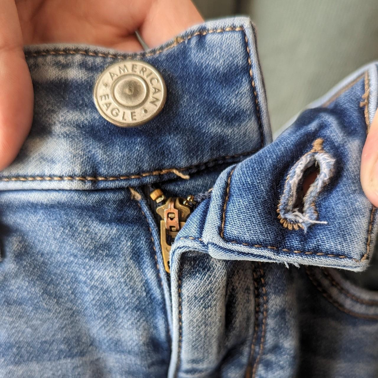 These American Eagle jeans are size 000 regular.... - Depop