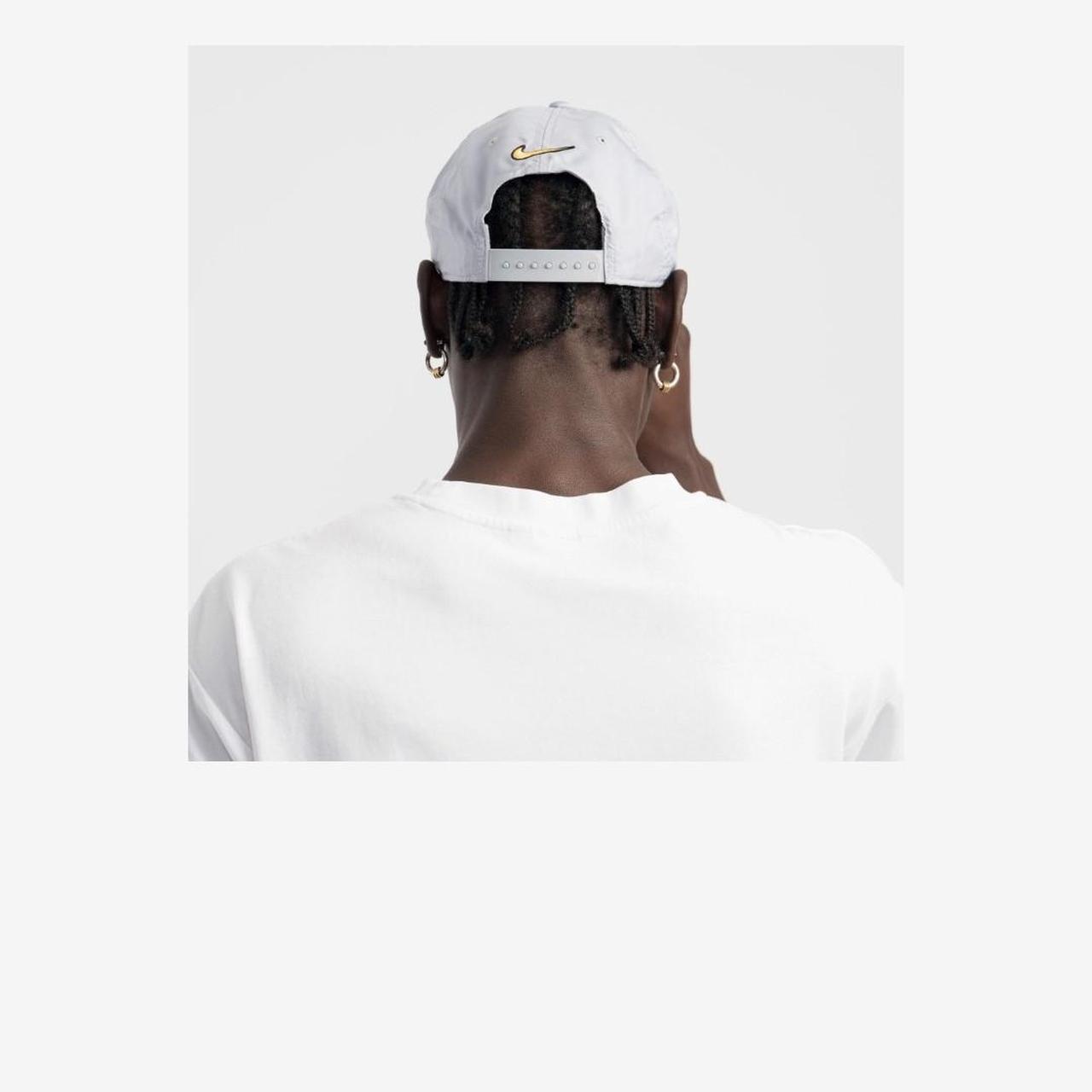 Nike headphone clearance hat