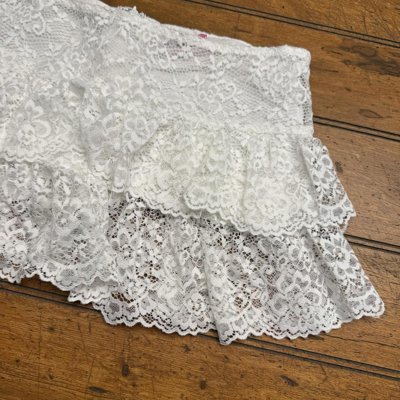 Edikted Women's Skirt - White - S – Edikted Tiere… - image 7