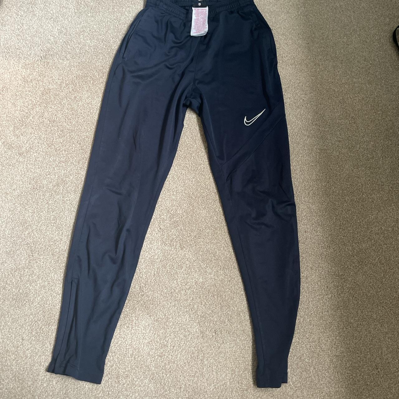 dri fit nike tracksuit bottoms