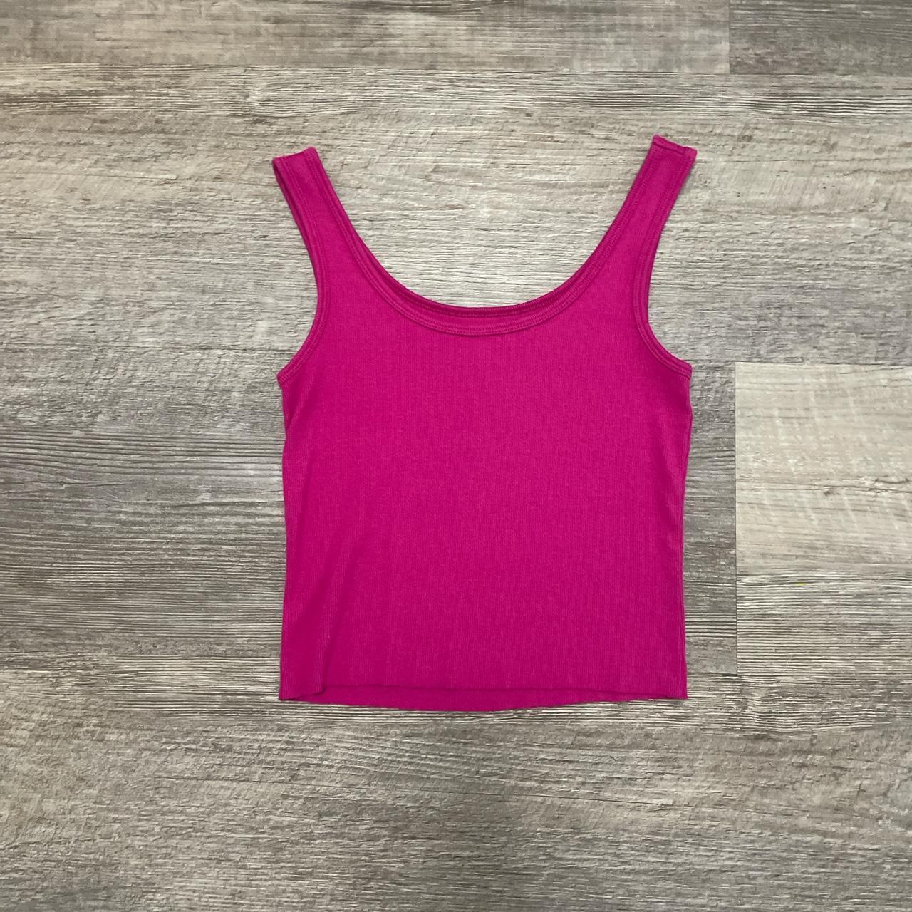 hot pink tank top! - Depop