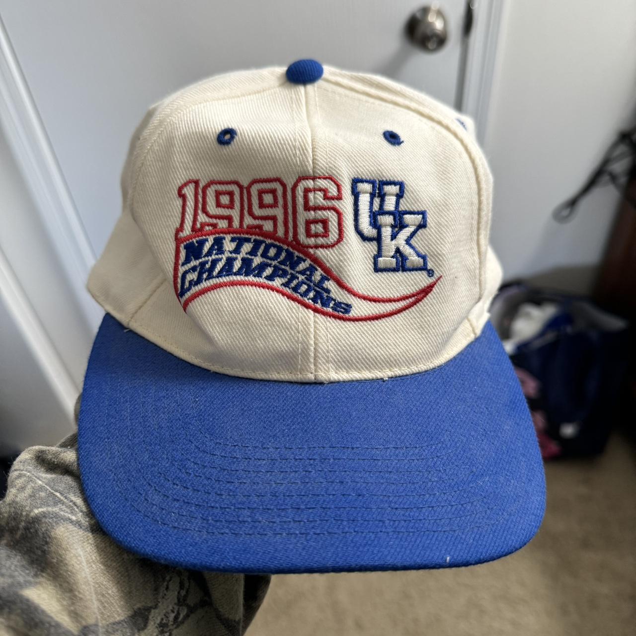 Vintage Kentucky Wildcats hotsell Sports Specialties Snapback Hat