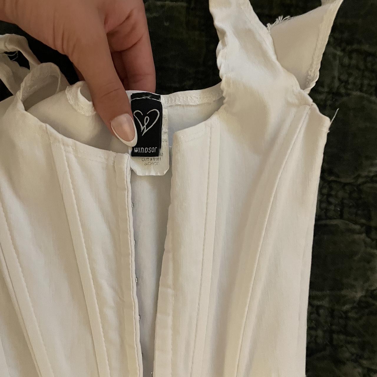 white corset top from windsor Depop