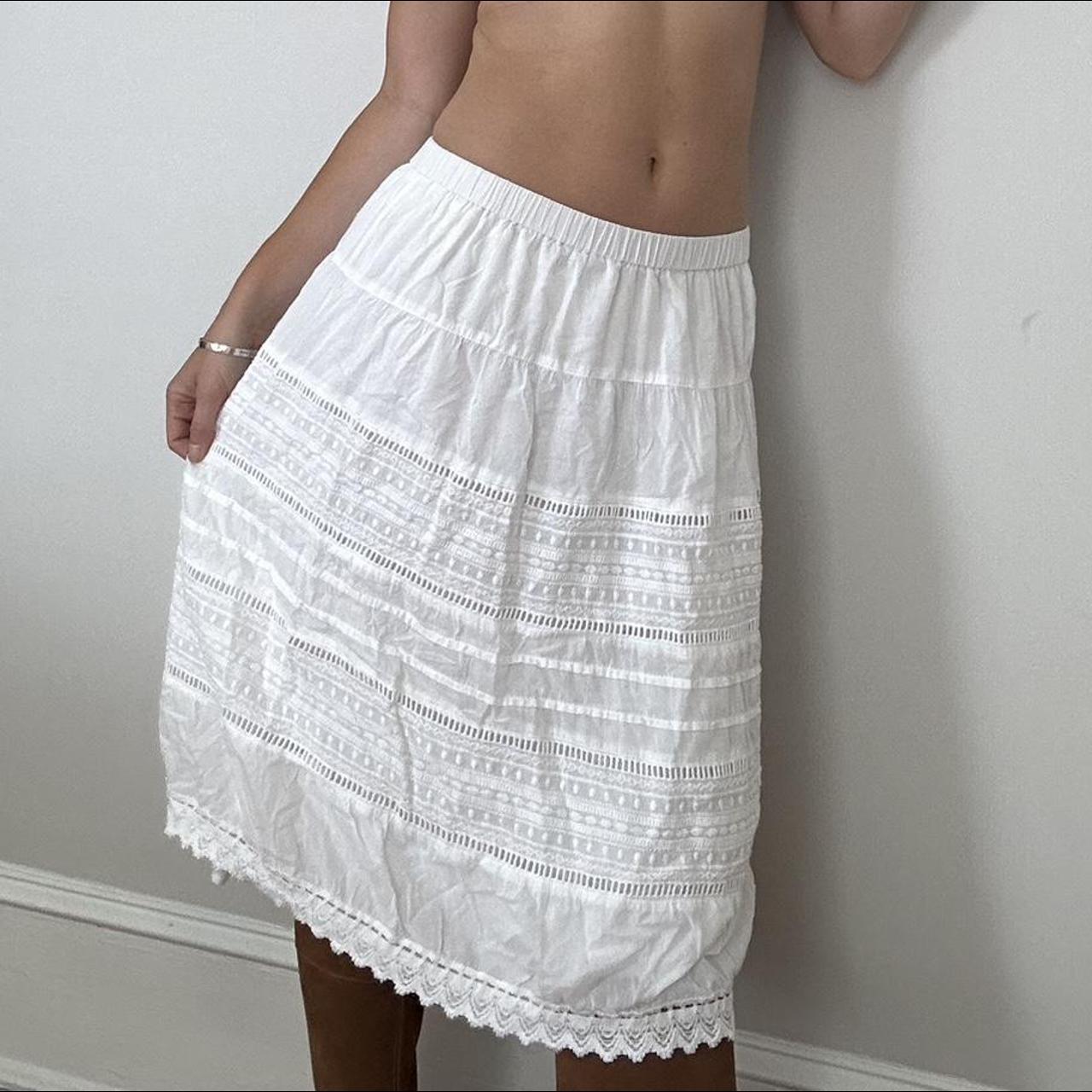 White cotton eyelet midi skirt w lace trim Super... - Depop