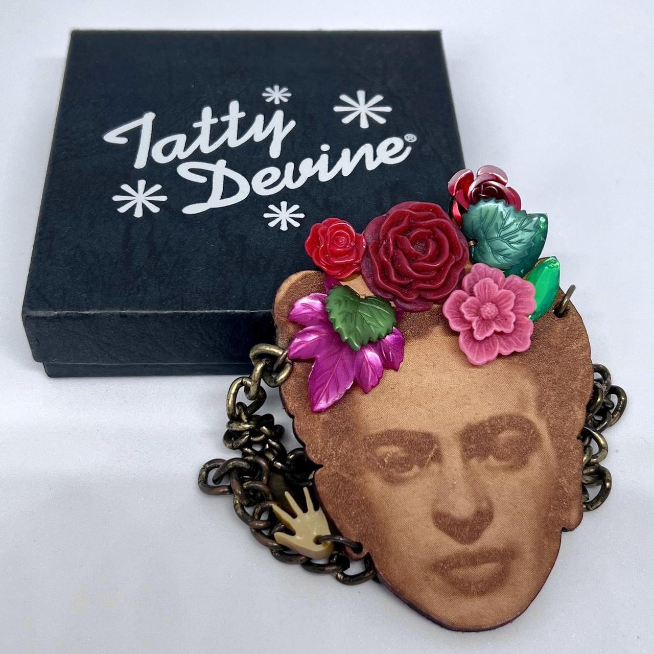 Tatty devine 2025 frida kahlo