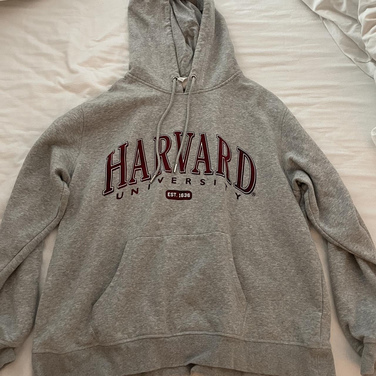 XL H&M harvard hoodie In great condition - Depop