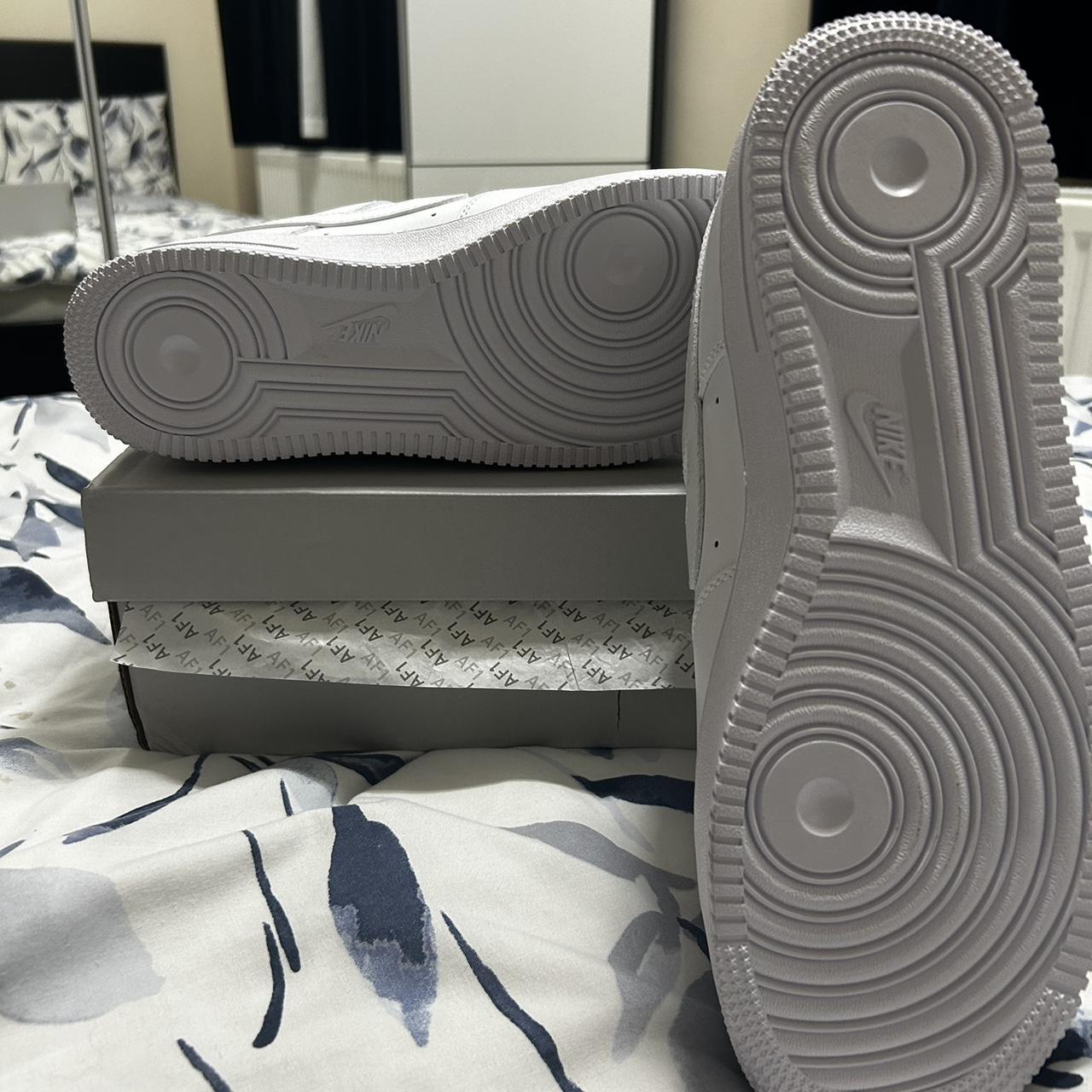 mens size 9 white air force 1