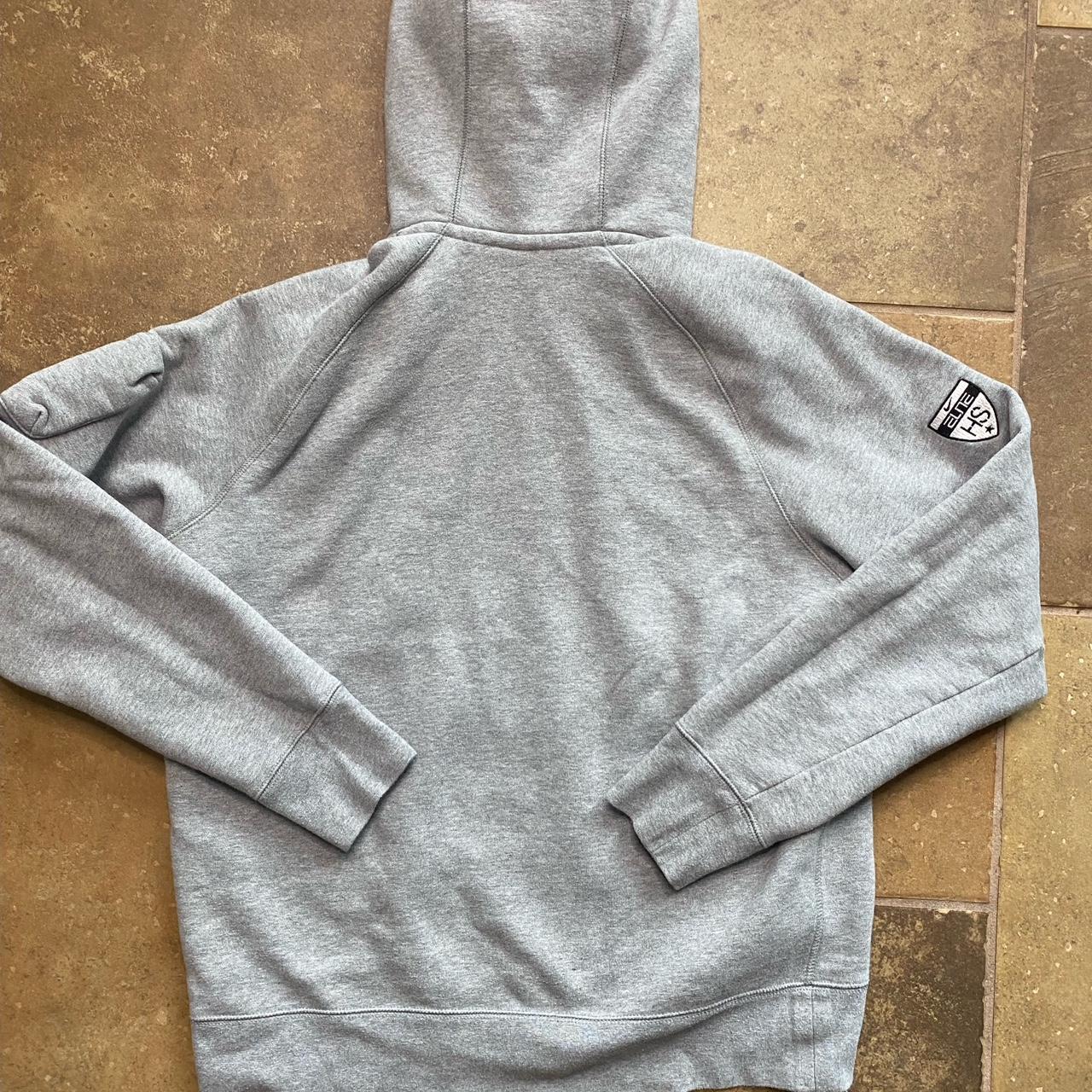 Nike Men's Grey Hoodie | Depop