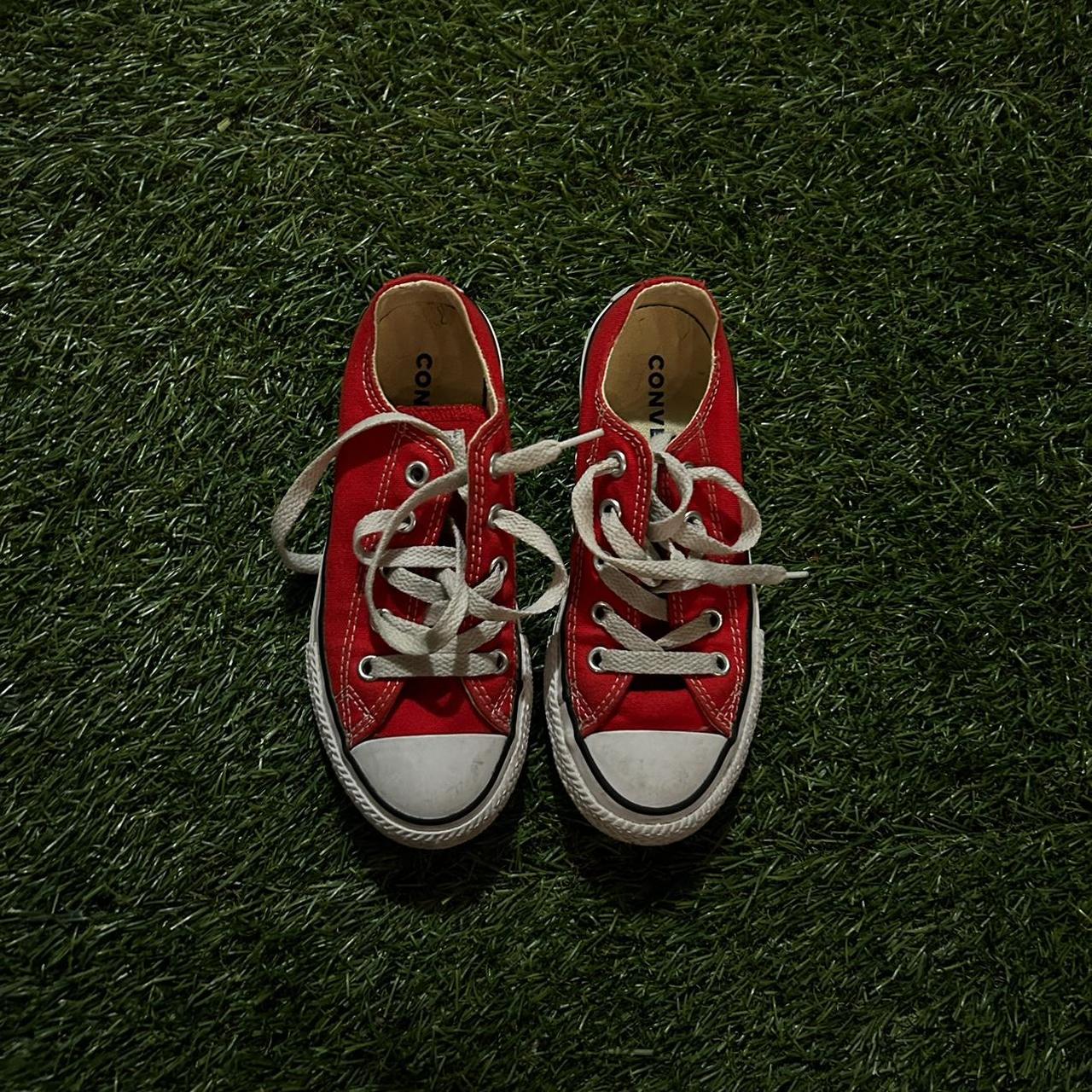 red converse kids